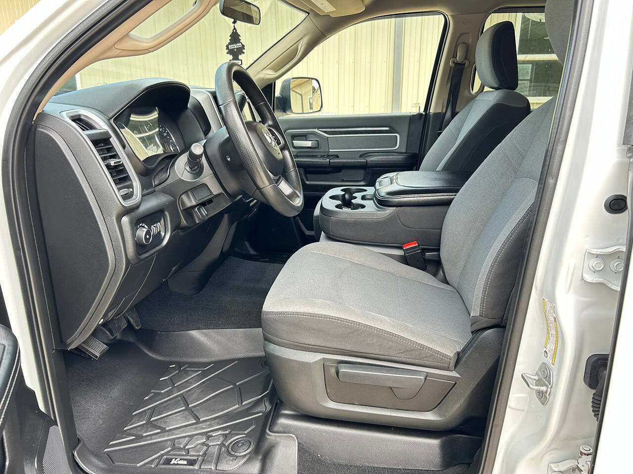 Used 2019 RAM 3500 Big Horn image 20