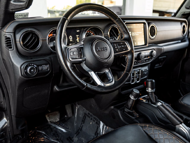 Used 2021 Jeep Wrangler Unlimited Sahara AWD/4WD image 18