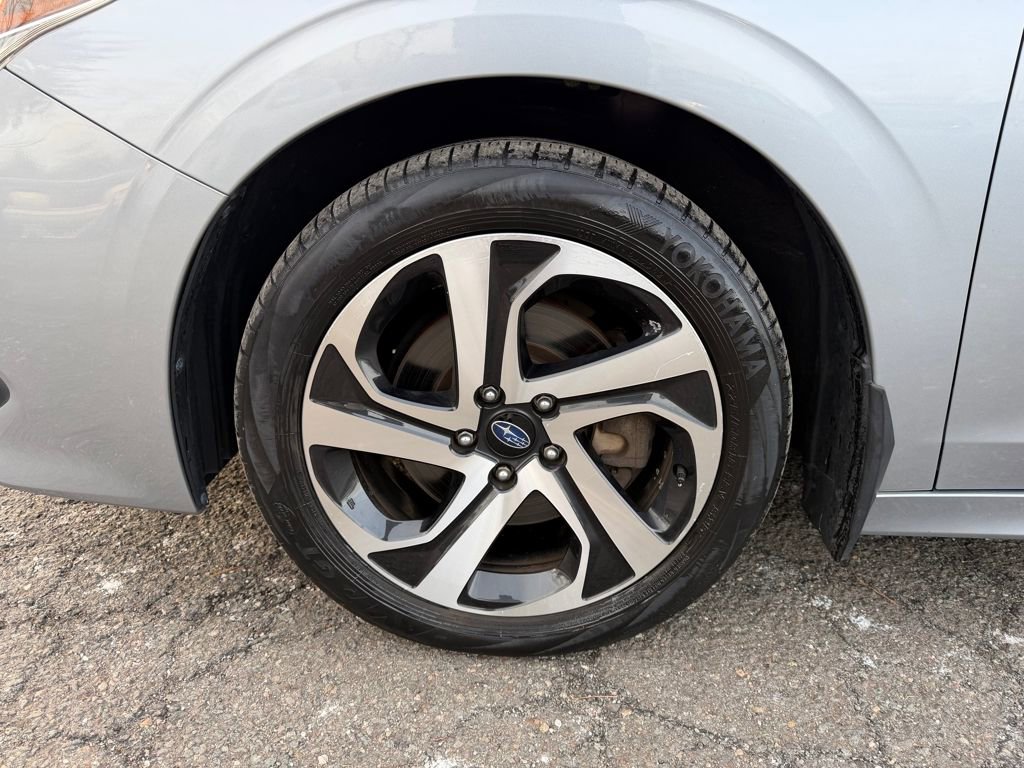 Used 2022 Subaru Legacy Limited XT image 9