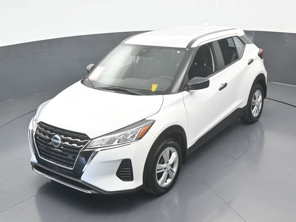 Used 2025 Nissan Kicks Play S image 40