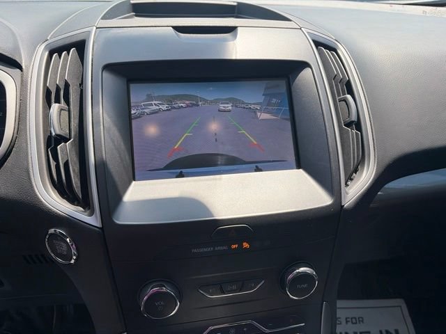 Used 2020 Ford Edge SEL w/ Convenience Package AWD/4WD image 9