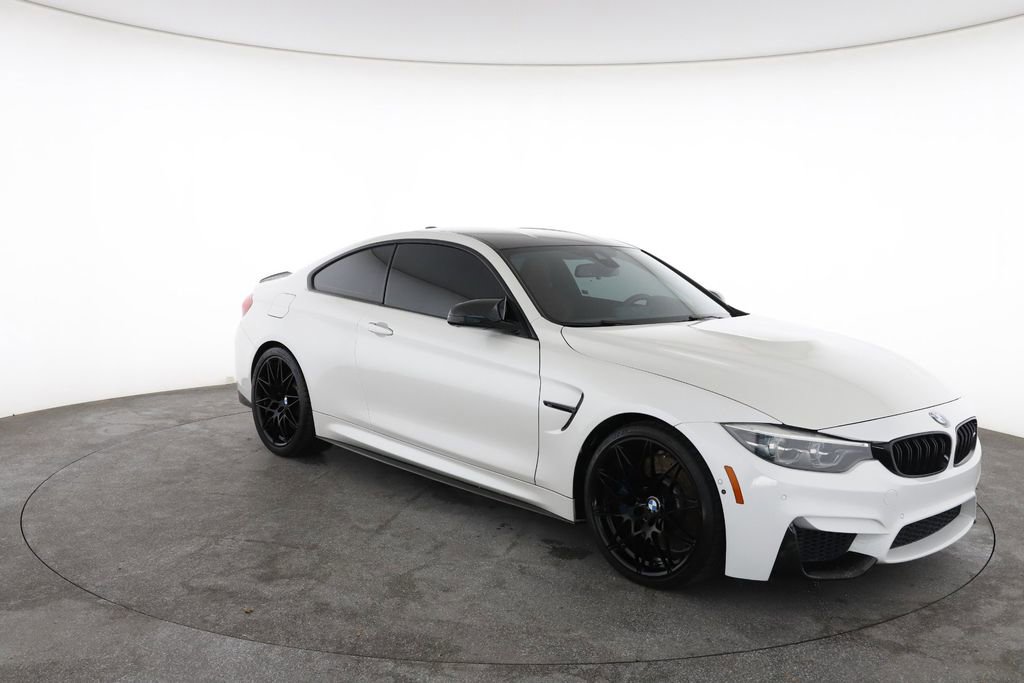 Used 2018 BMW M4 Coupe RWD image 2