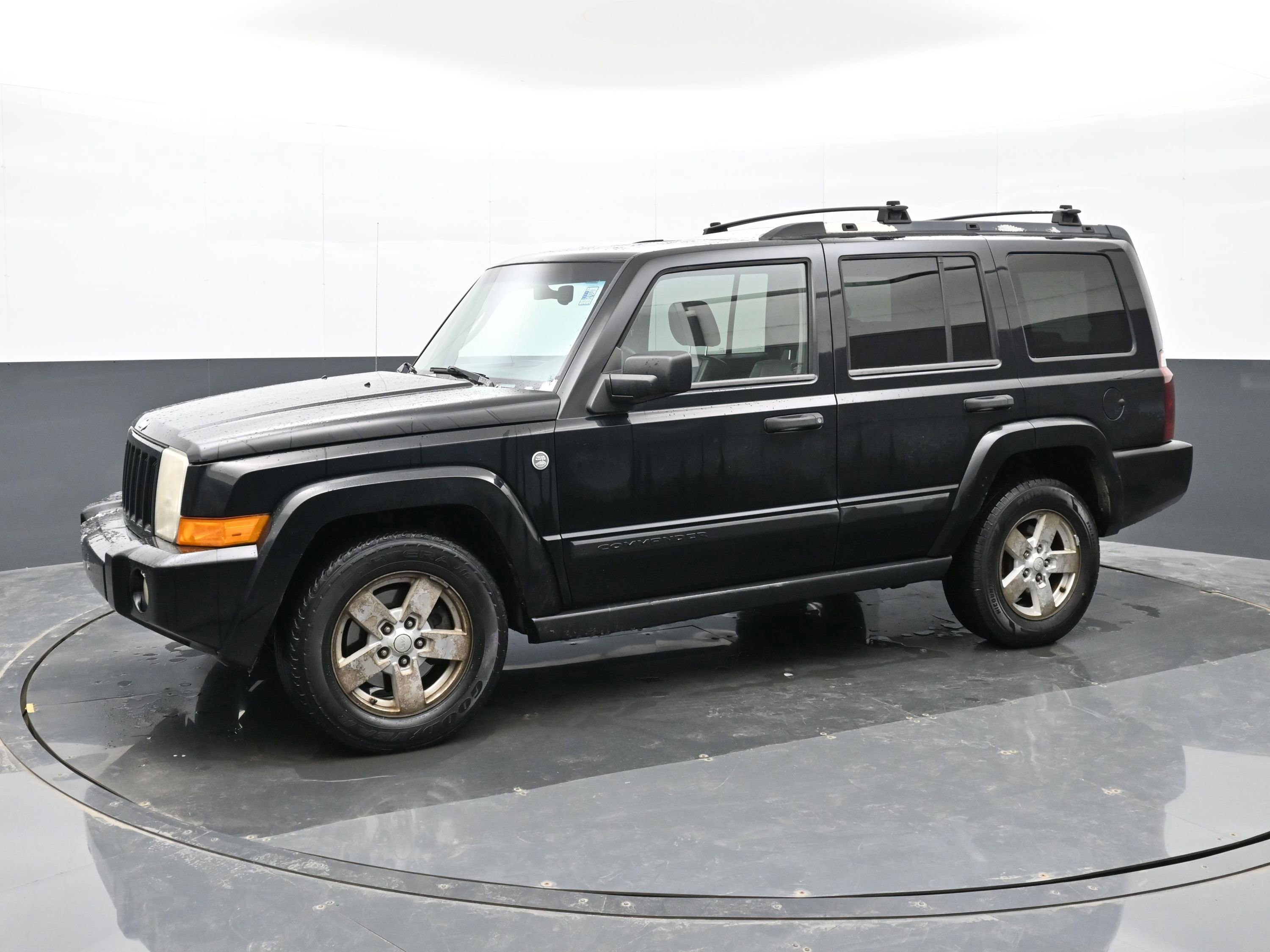 Used 2006 Jeep Commander 4WD image 8