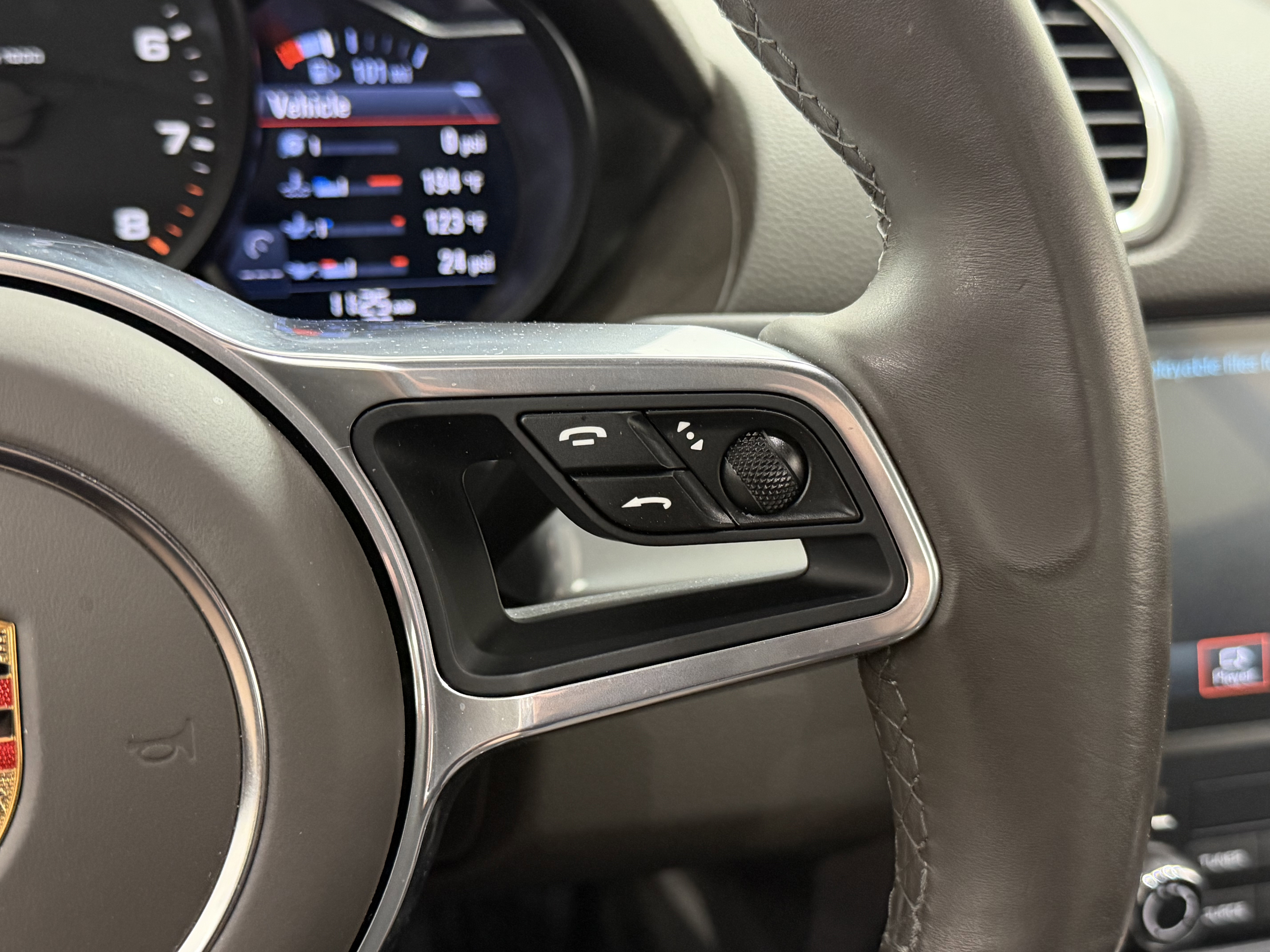 Certified 2024 Porsche 718 Cayman image 39