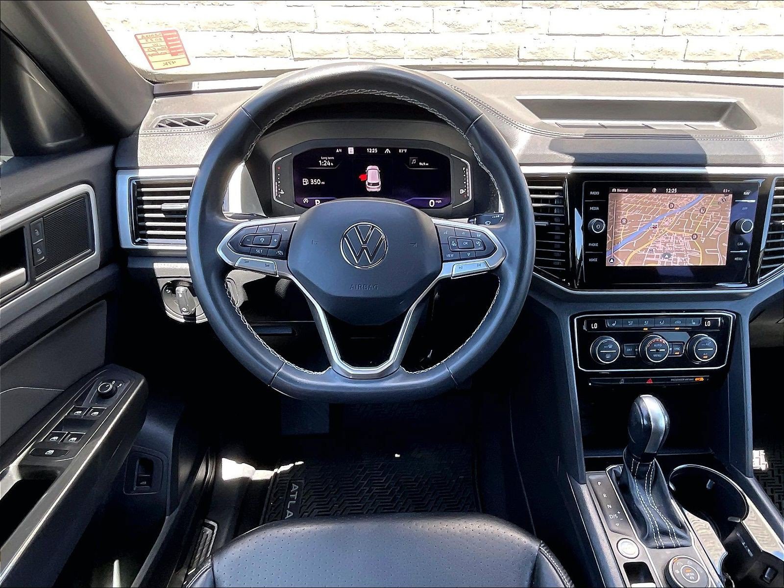 Certified 2023 Volkswagen Atlas Cross Sport SEL AWD/4WD image 4