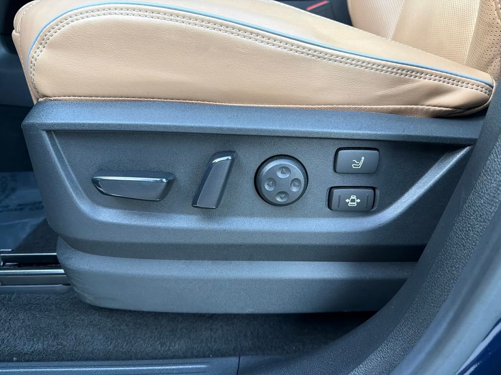 Used 2025 INFINITI QX80 Sensory image 15