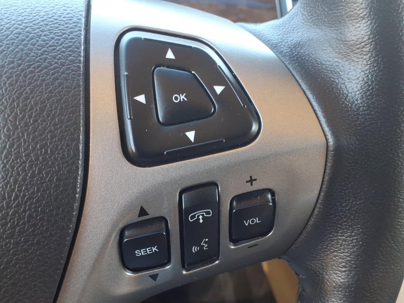 Used 2016 Ford Taurus Limited FWD image 27
