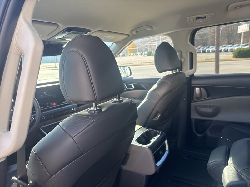 New 2026 Kia Carnival image 25