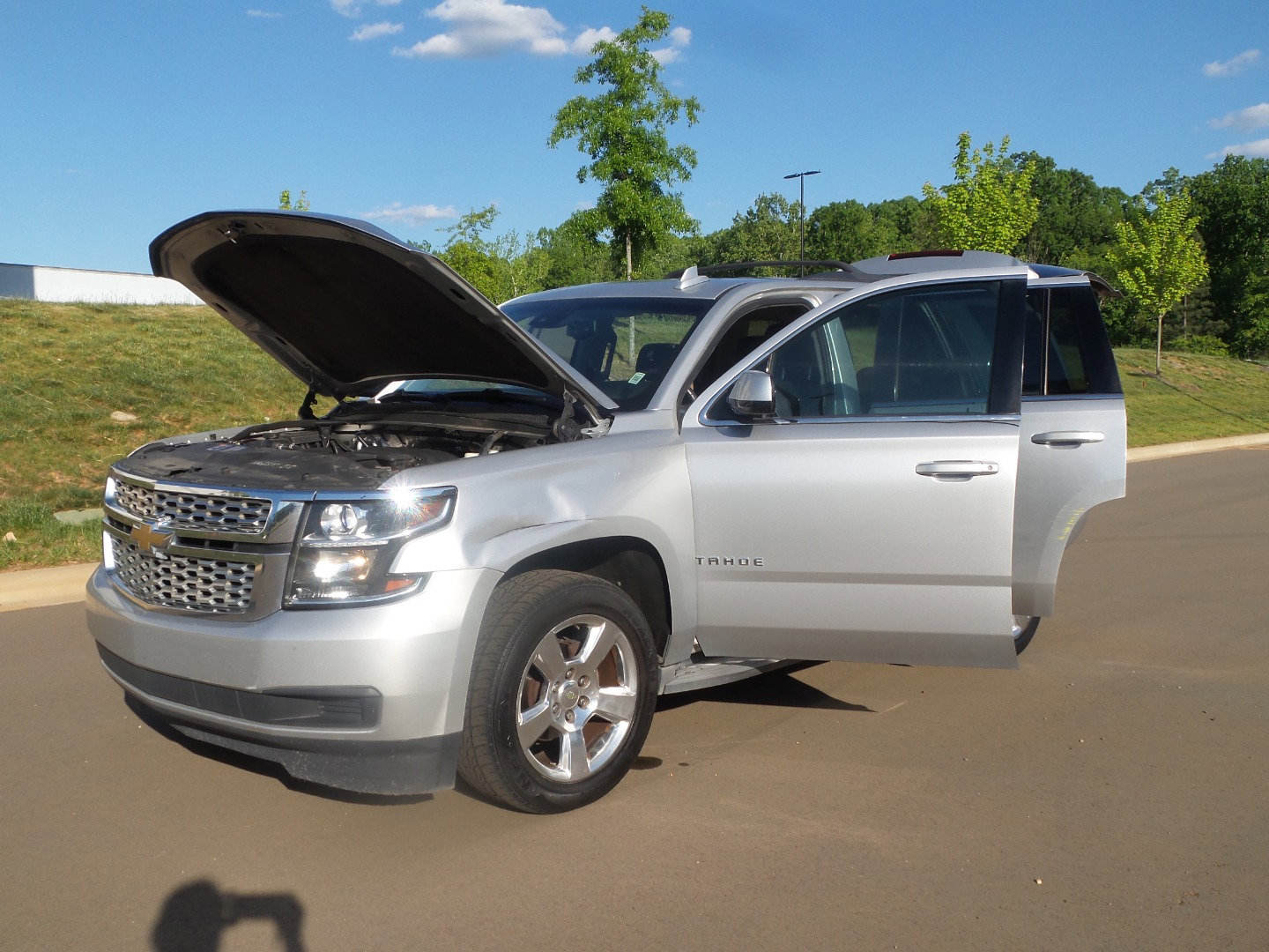 Used 2015 Chevrolet Tahoe LT image 42