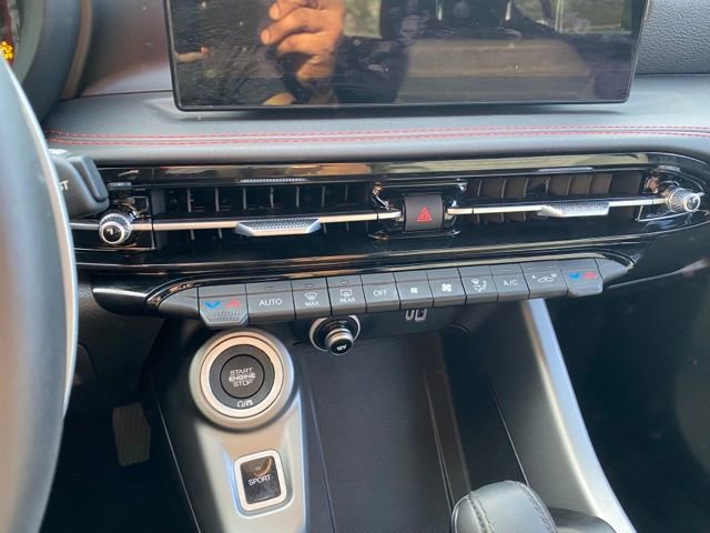 Used 2024 Dodge Hornet R/T w/ Tech Pack w/o Parking image 18