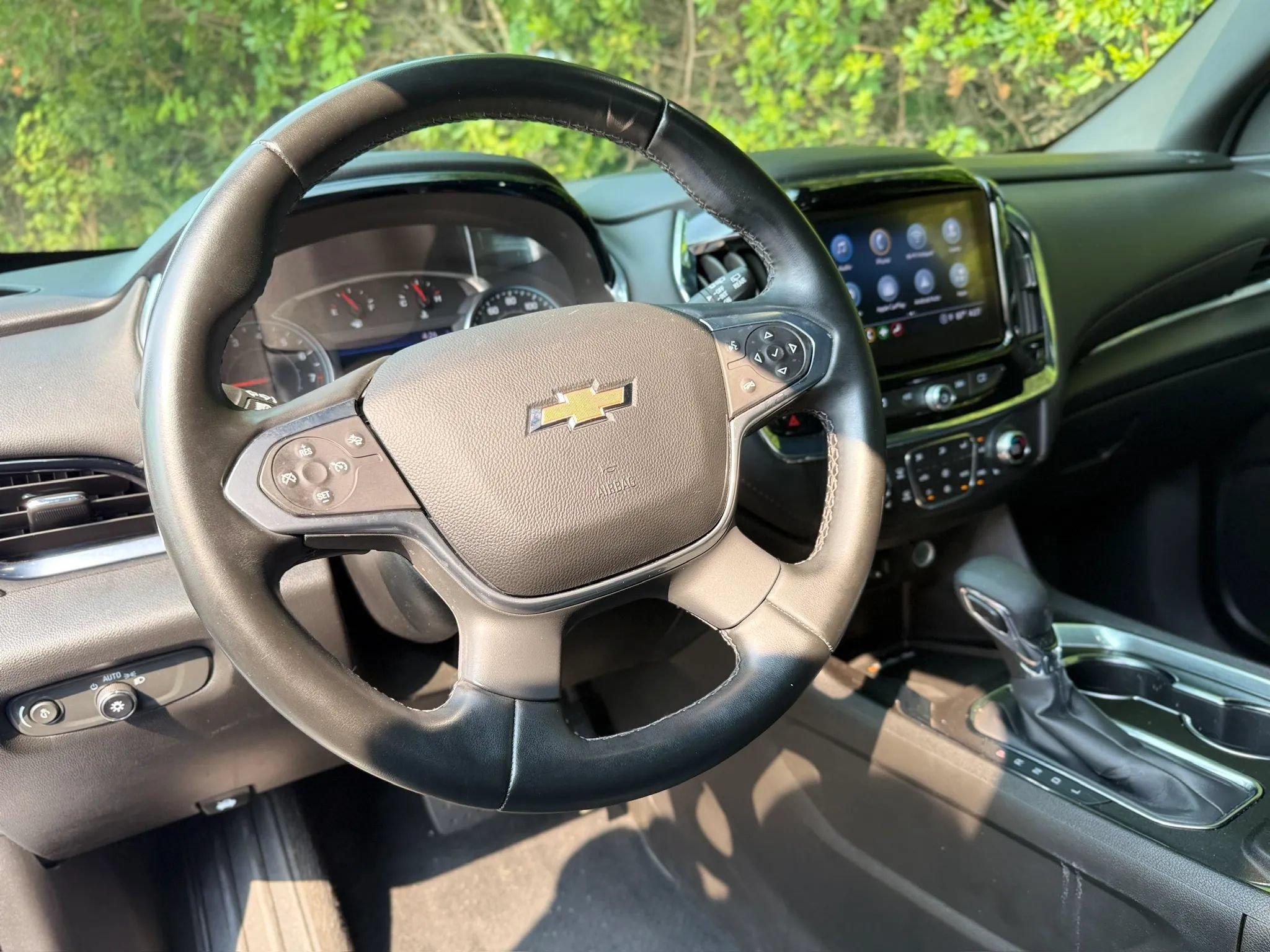 Used 2023 Chevrolet Traverse LT AWD/4WD image 28