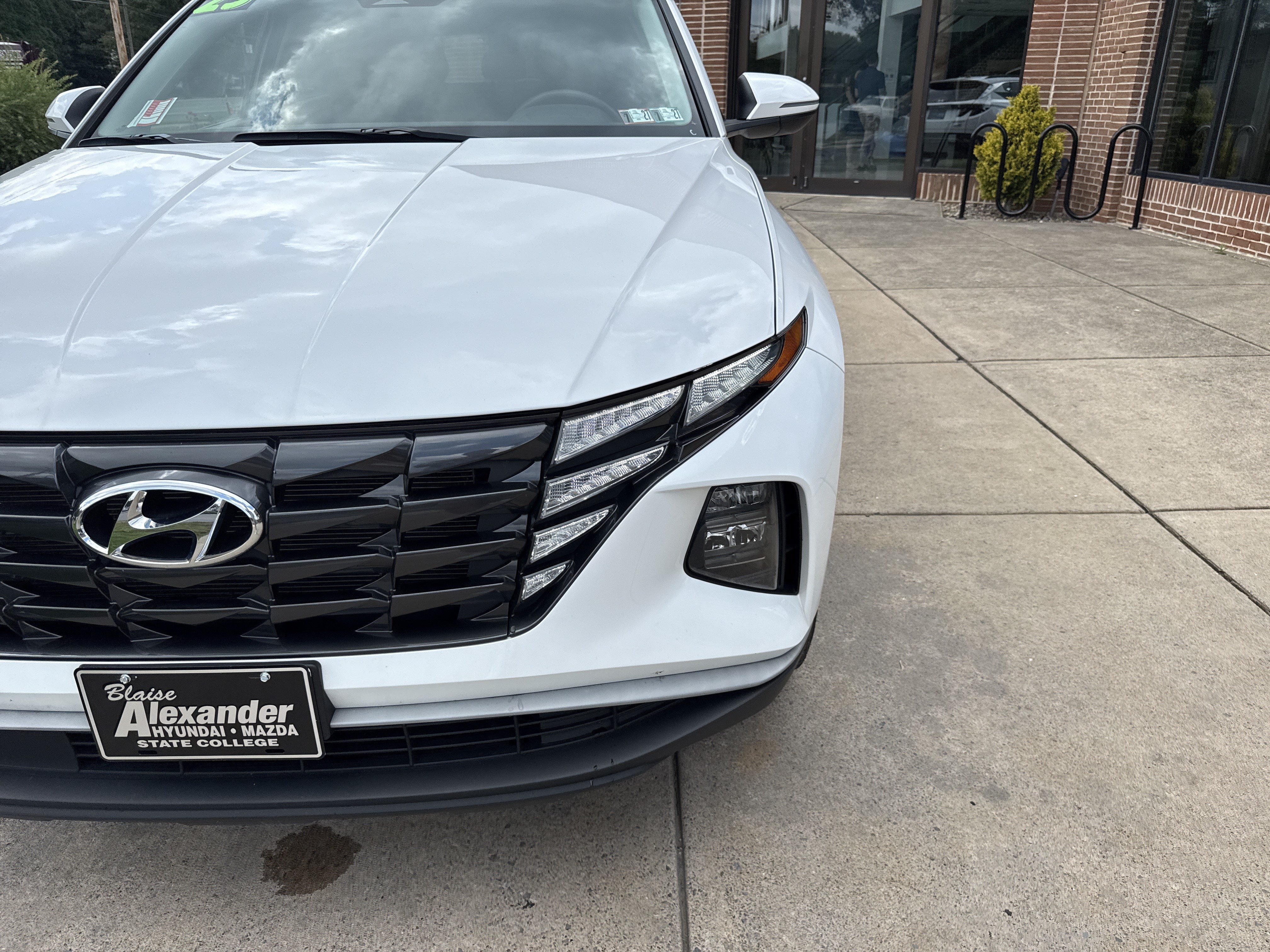 Certified 2023 Hyundai Tucson SEL AWD/4WD image 10