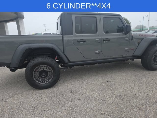 Used 2022 Jeep Gladiator Rubicon w/ Cold Weather Group AWD/4WD image 25