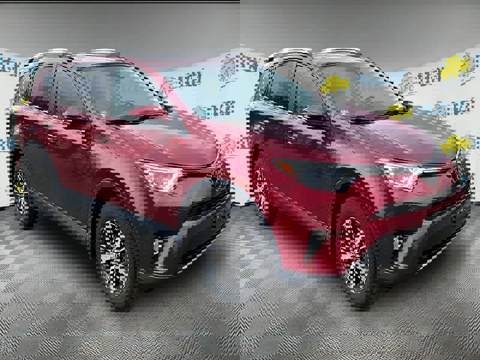 Used 2018 Toyota RAV4 XLE video 1