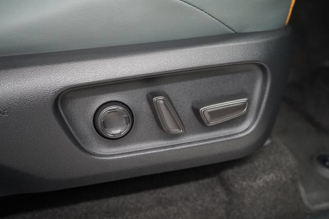 Used 2025 Toyota 4Runner Trailhunter AWD/4WD image 59