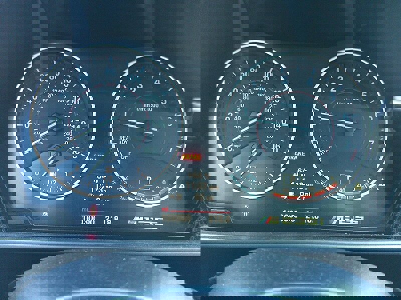 Used 2016 BMW M235i Coupe w/ Technology Package image 14