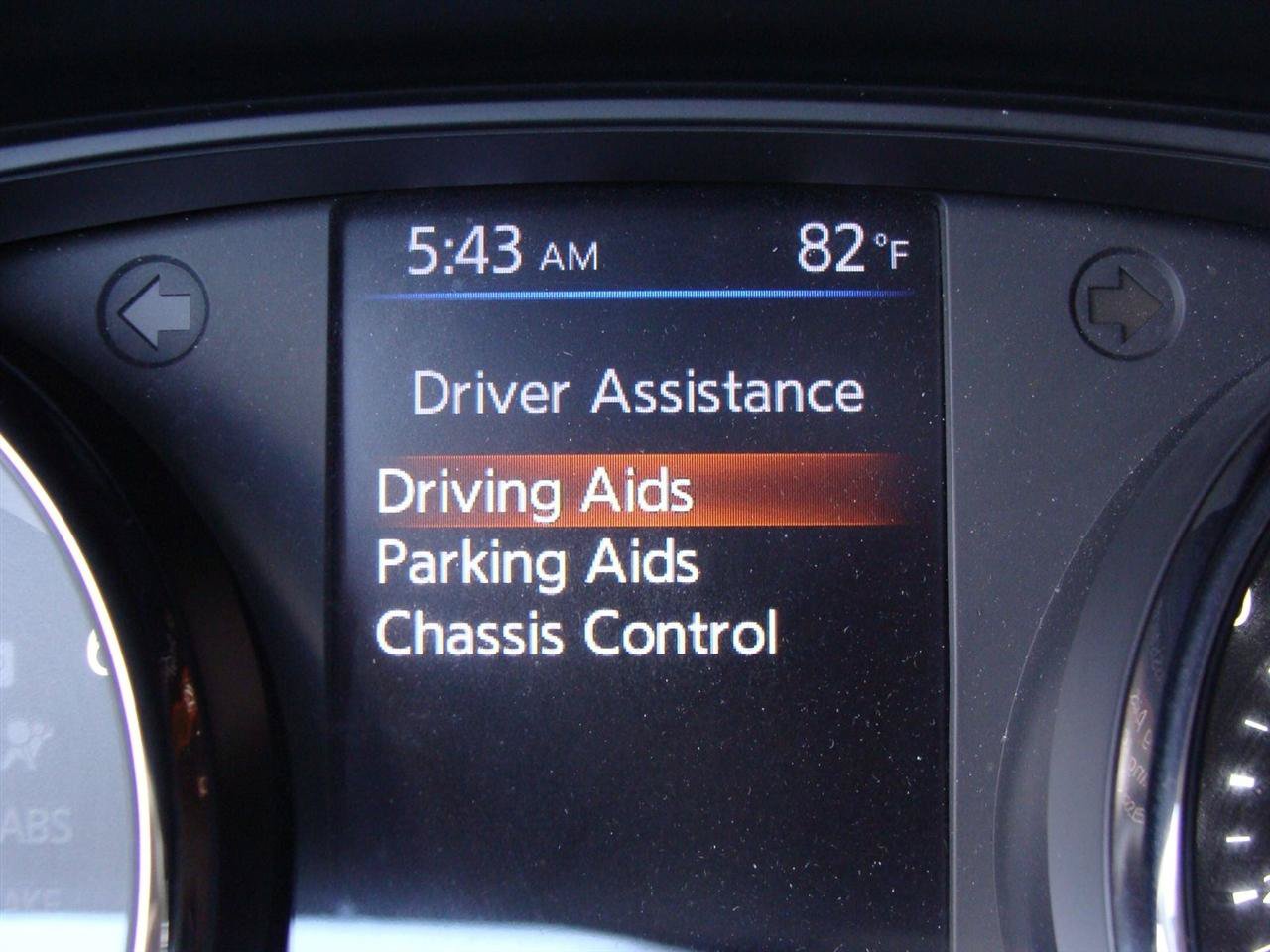 Used 2018 Nissan Rogue S AWD/4WD image 18