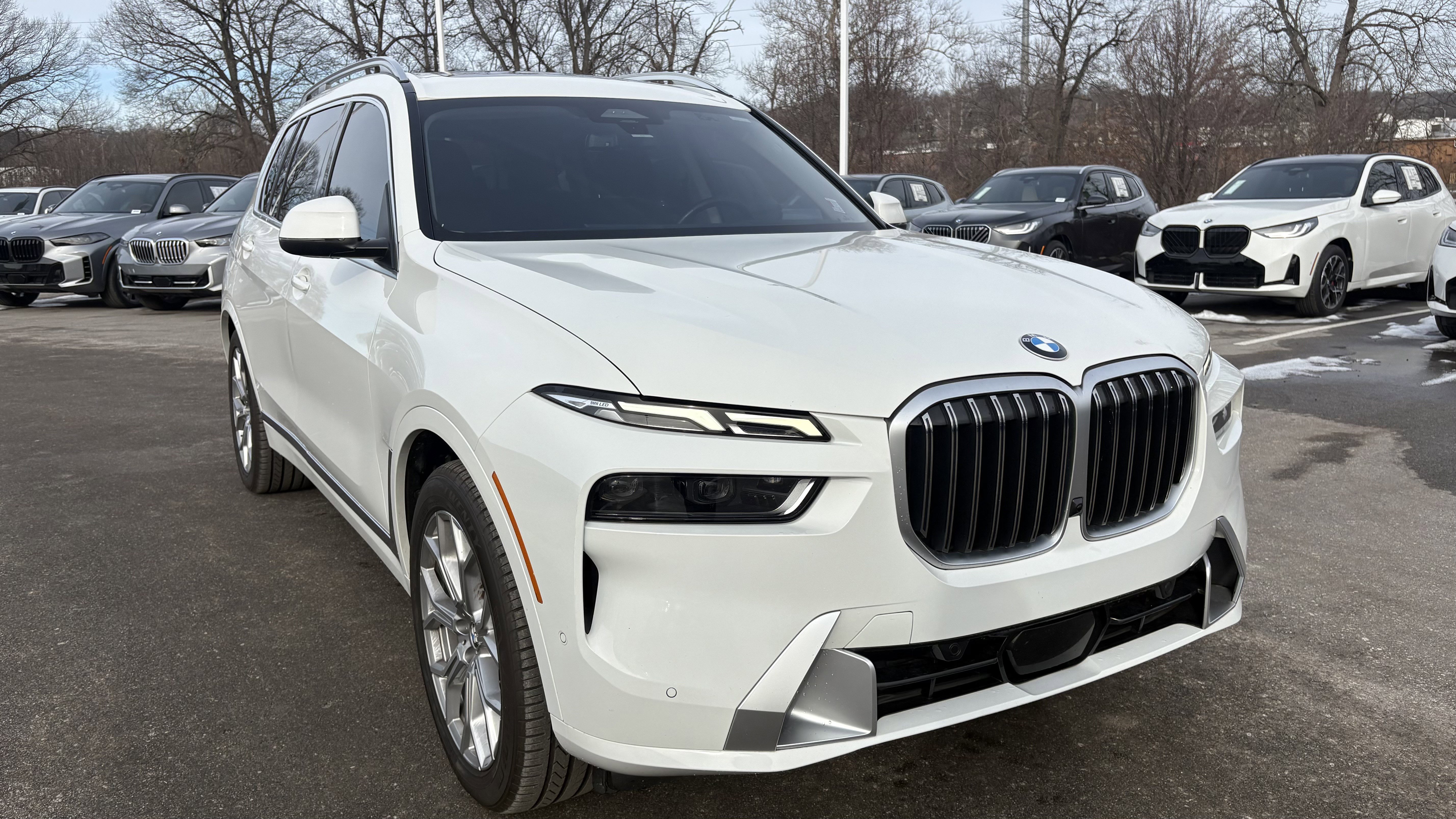 Certified 2023 BMW X7 xDrive40i image 2