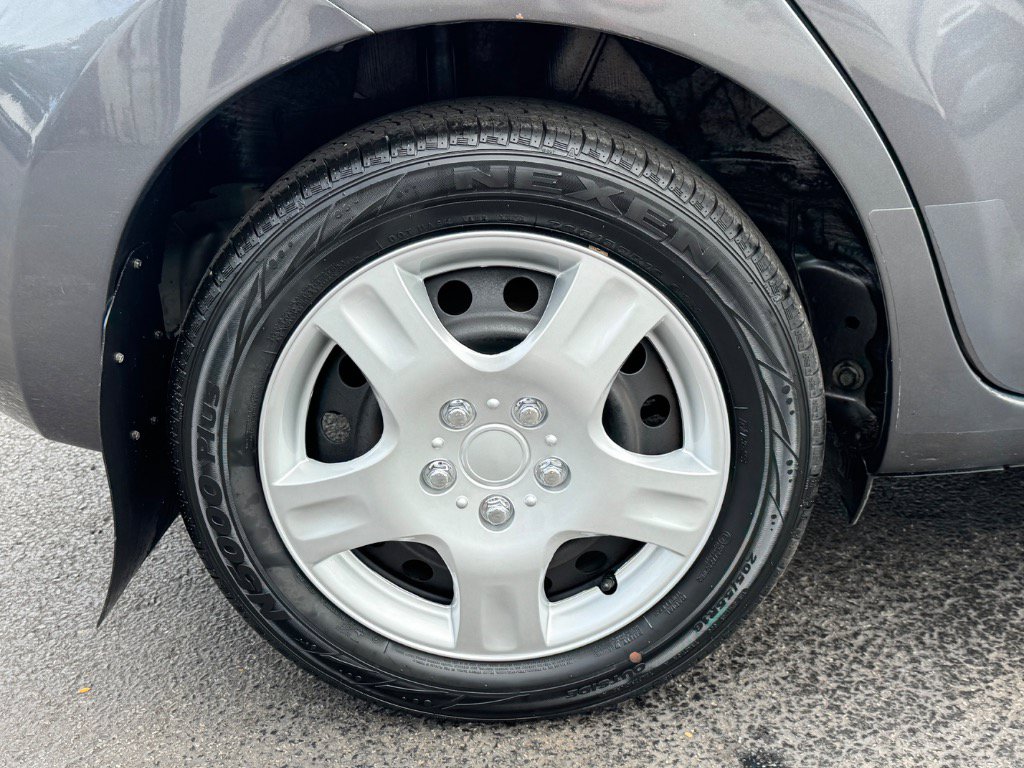 Used 2010 Scion xD FWD image 11