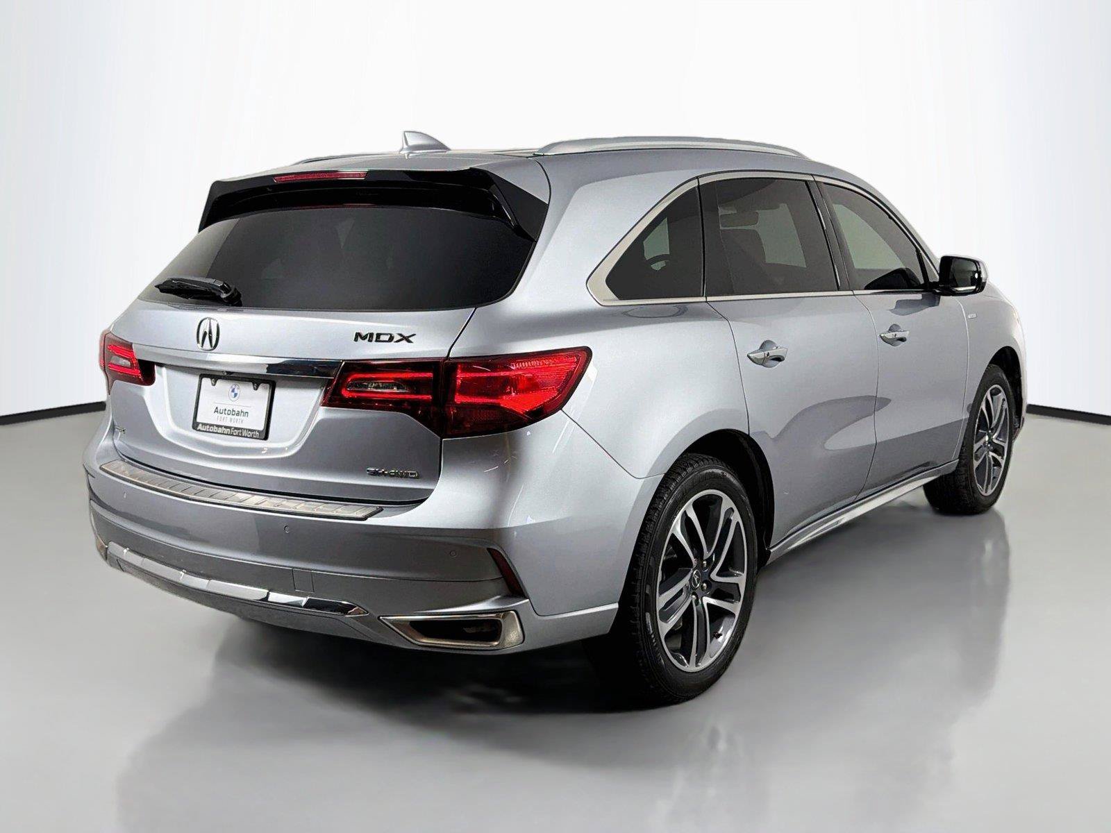 Used 2017 Acura MDX w/ Advance Package AWD/4WD image 5
