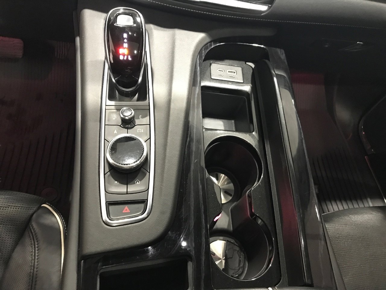 Used 2021 Cadillac Escalade Sport w/ Driver Assist Tech Package image 21