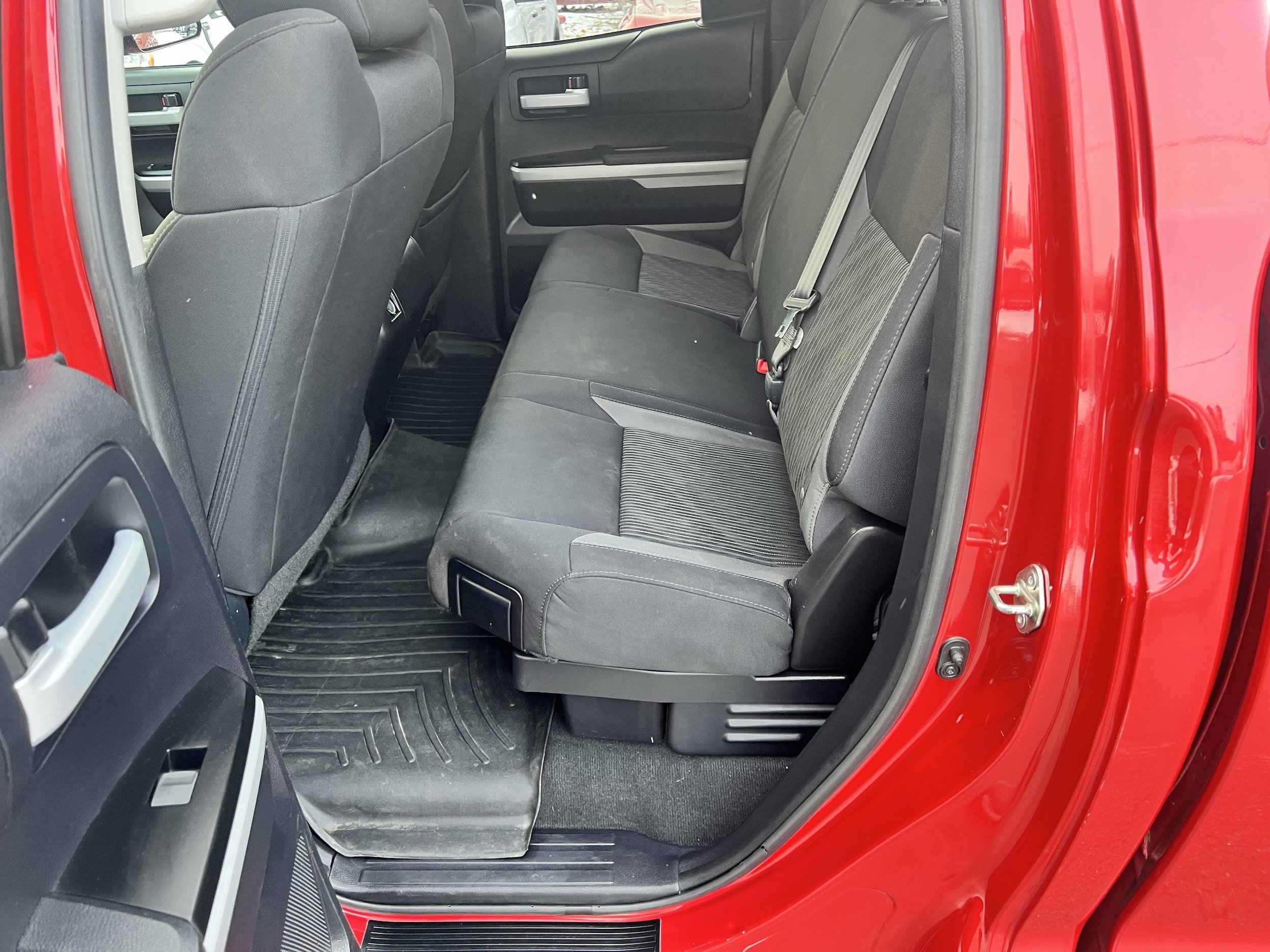 Used 2016 Toyota Tundra SR5 w/ TRD Off Road Package AWD/4WD image 12