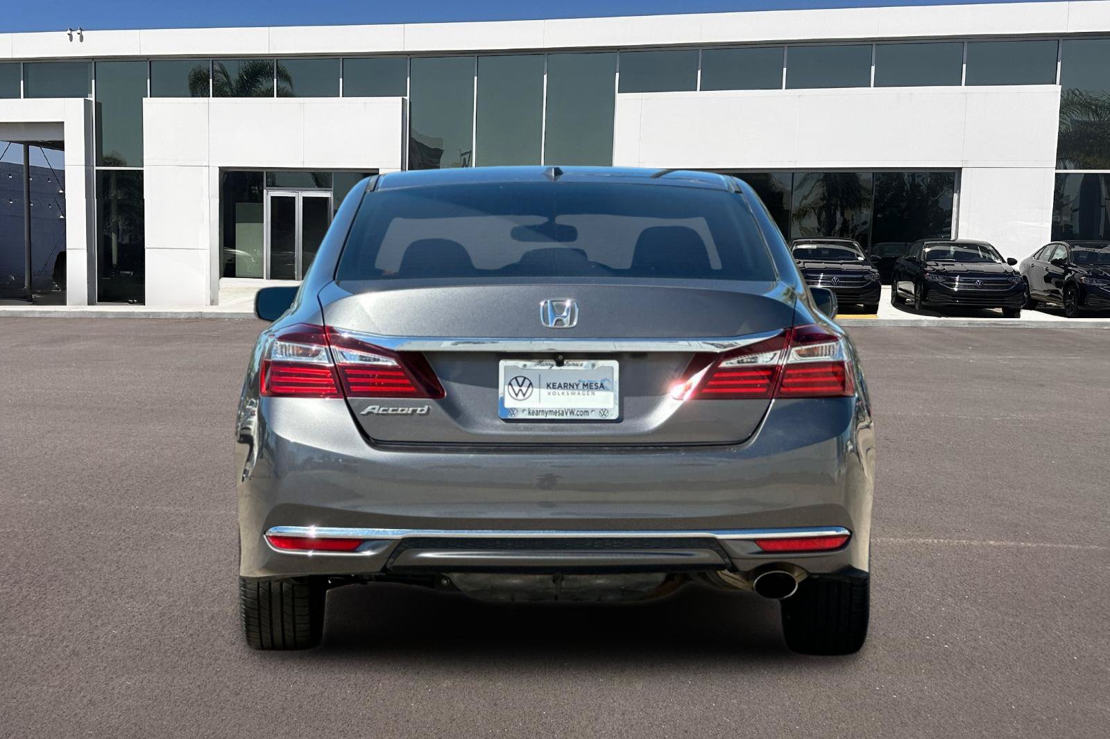 Used 2017 Honda Accord EX image 4