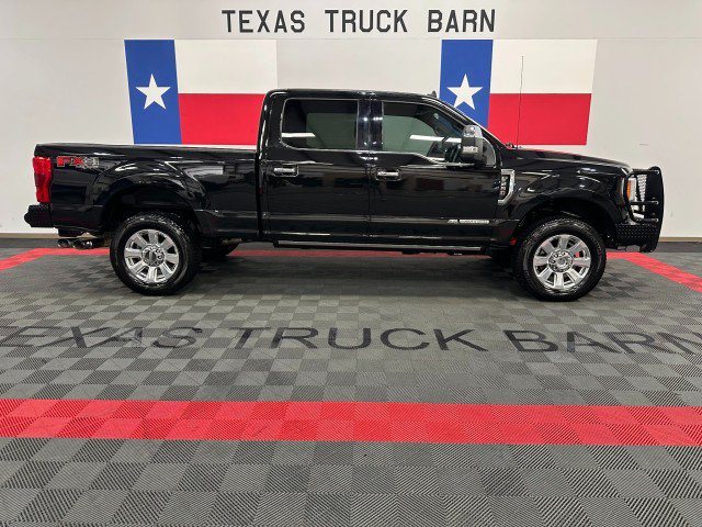 Used 2019 Ford F250 Platinum w/ FX4 Off-Road Package AWD/4WD image 14