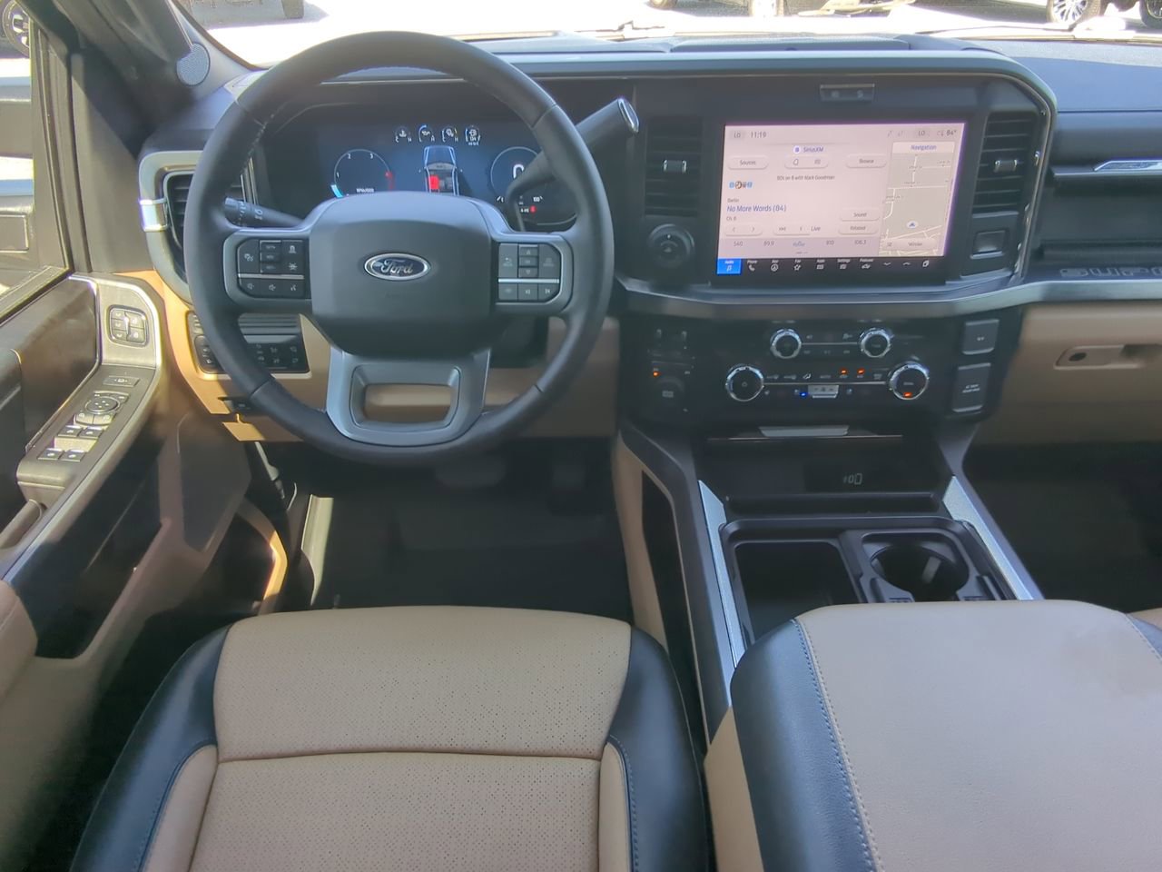 Used 2025 Ford F450 Lariat w/ Lariat Ultimate Package AWD/4WD image 14