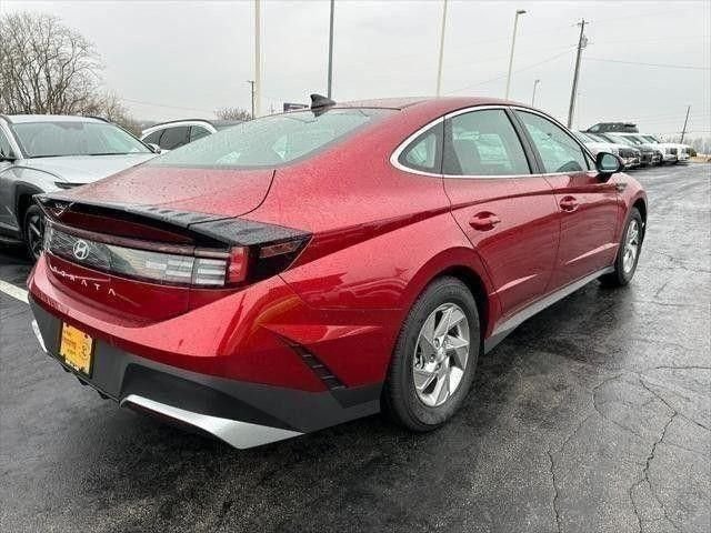 Certified 2026 Hyundai Sonata SE FWD image 3
