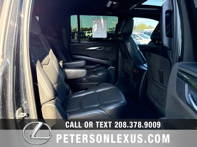 Used 2019 Cadillac Escalade ESV Platinum AWD/4WD image 24