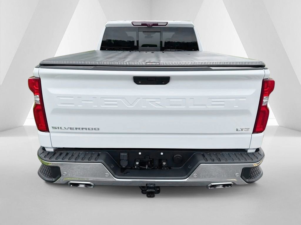 Used 2020 Chevrolet Silverado 1500 LTZ w/ LTZ Premium Package AWD/4WD image 6