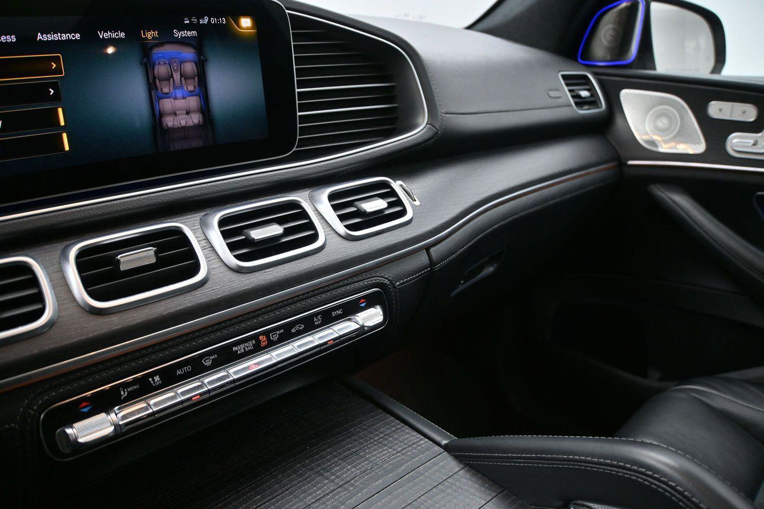 Used 2021 Mercedes-Benz GLS 580 4MATIC image 4