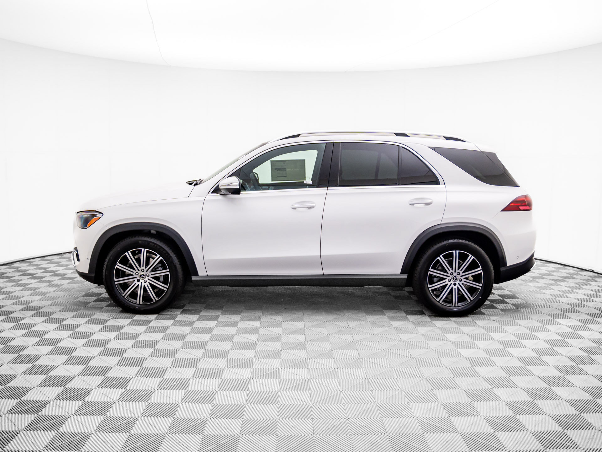 New 2026 Mercedes-Benz GLE 350 4MATIC image 2
