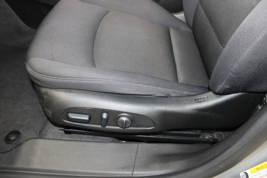 Used 2024 Chevrolet Malibu LT image 13