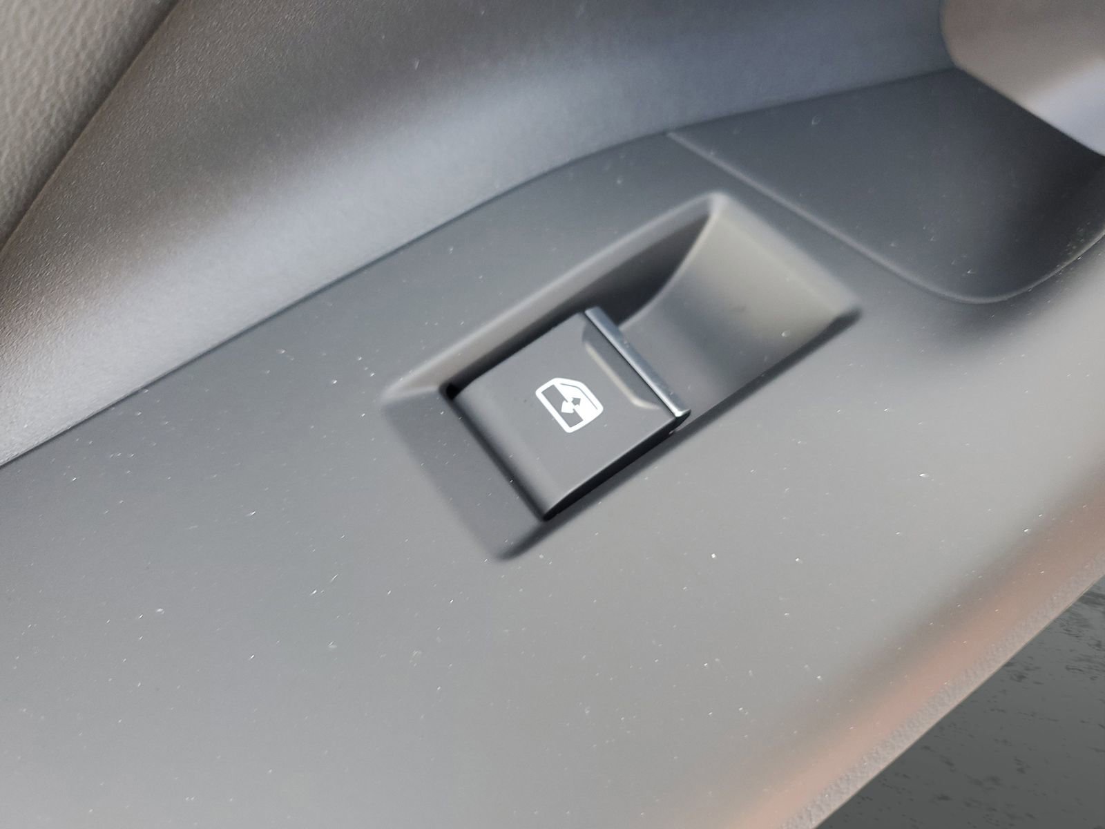 New 2025 Audi Q6 e-tron Premium Plus AWD/4WD image 18