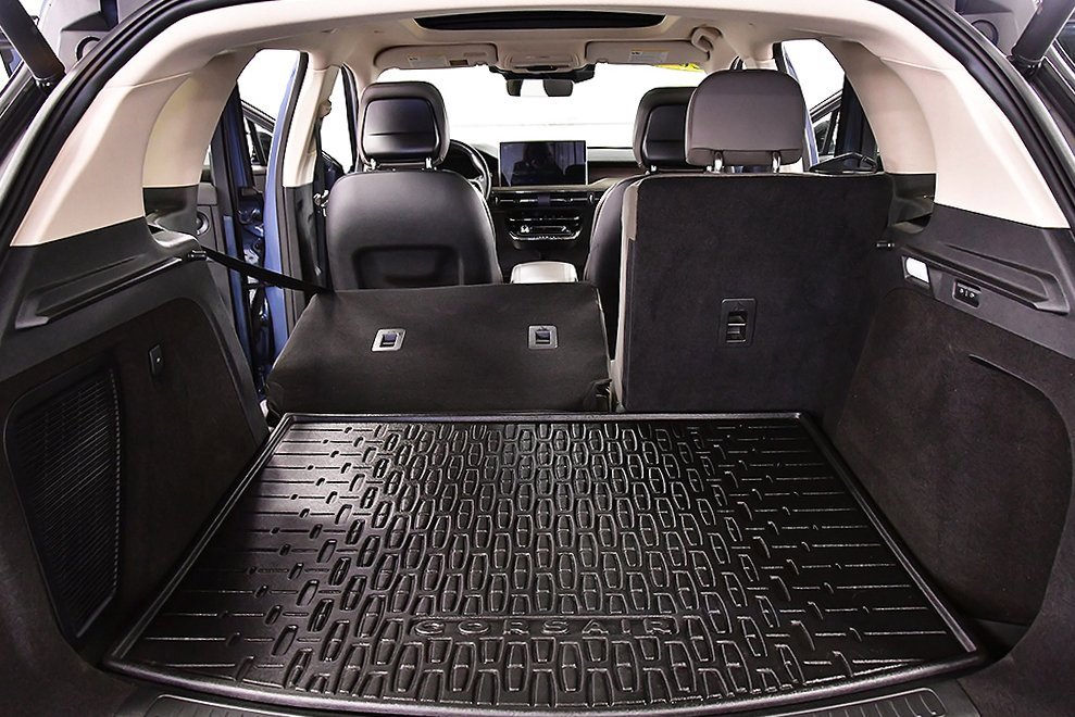 Used 2023 Lincoln Corsair Reserve w/ Equipment Group 202A image 26