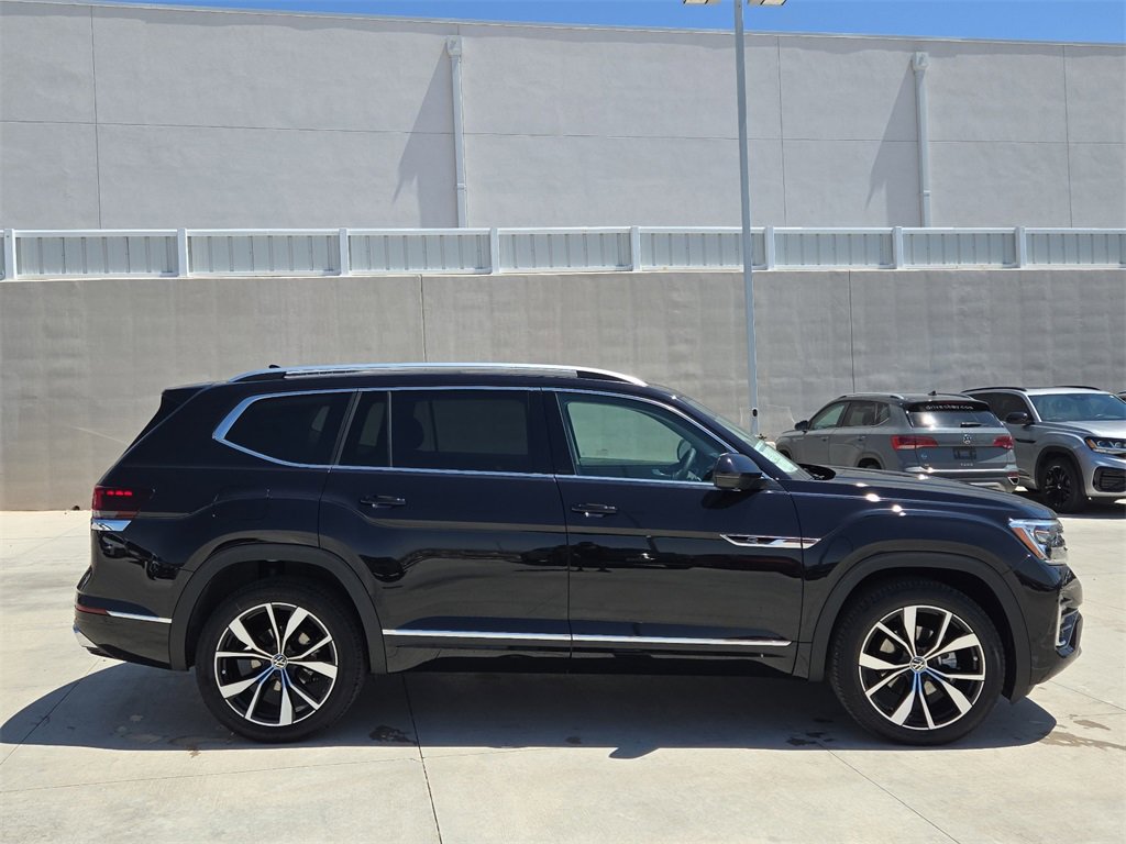New 2025 Volkswagen Atlas SEL Premium R-Line image 12