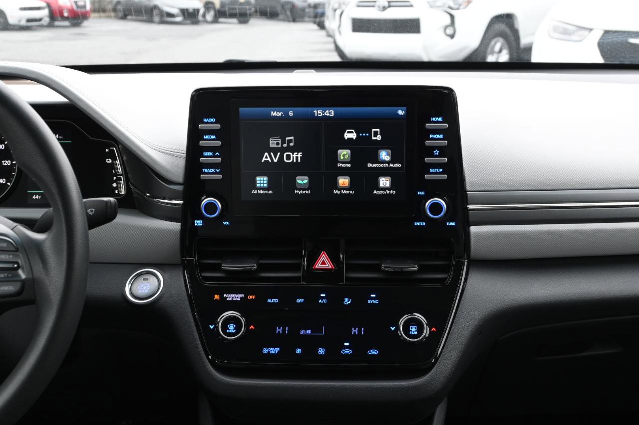 Used 2020 Hyundai Ioniq Blue FWD image 21
