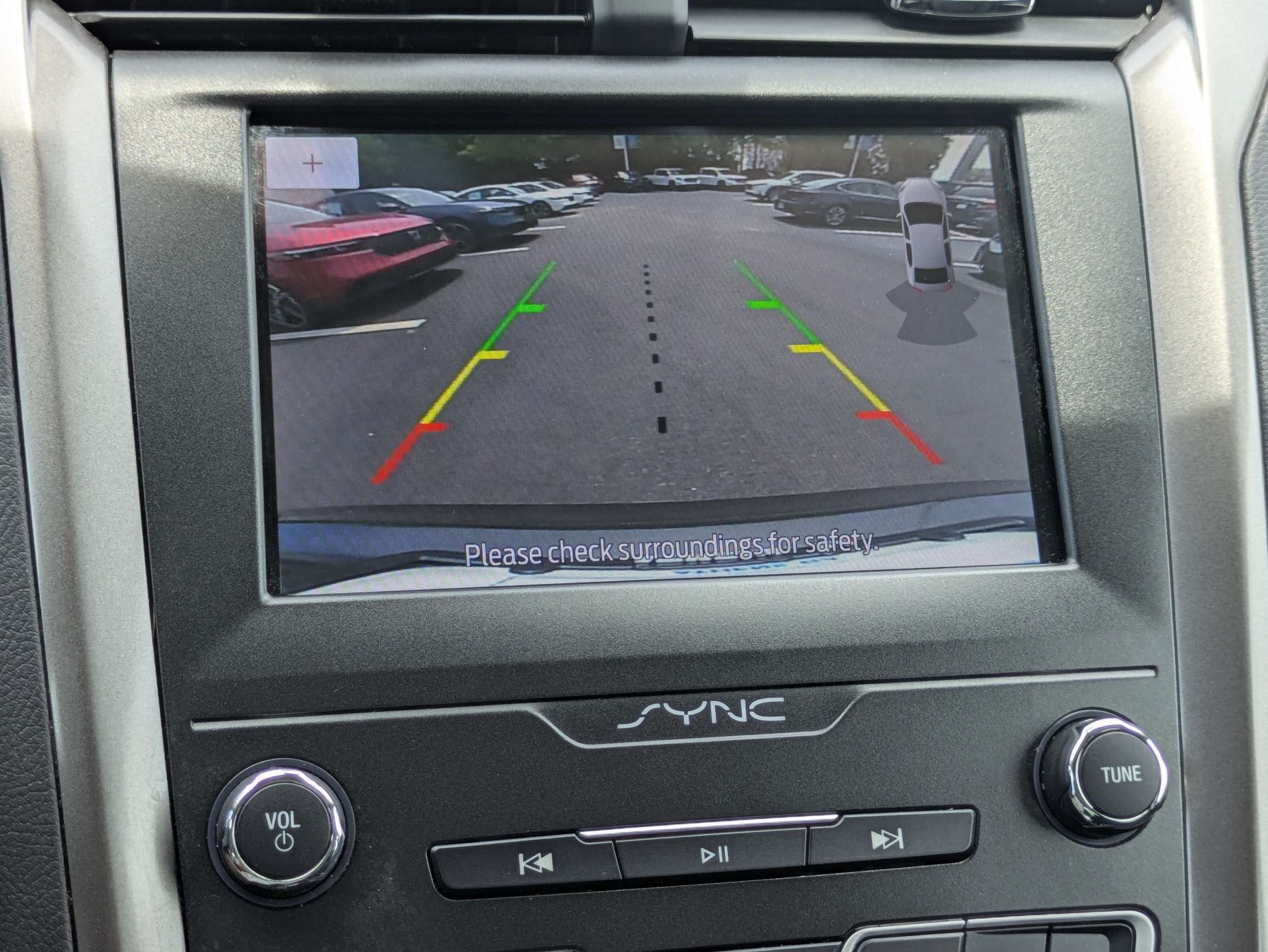 Used 2020 Ford Fusion SE FWD image 27