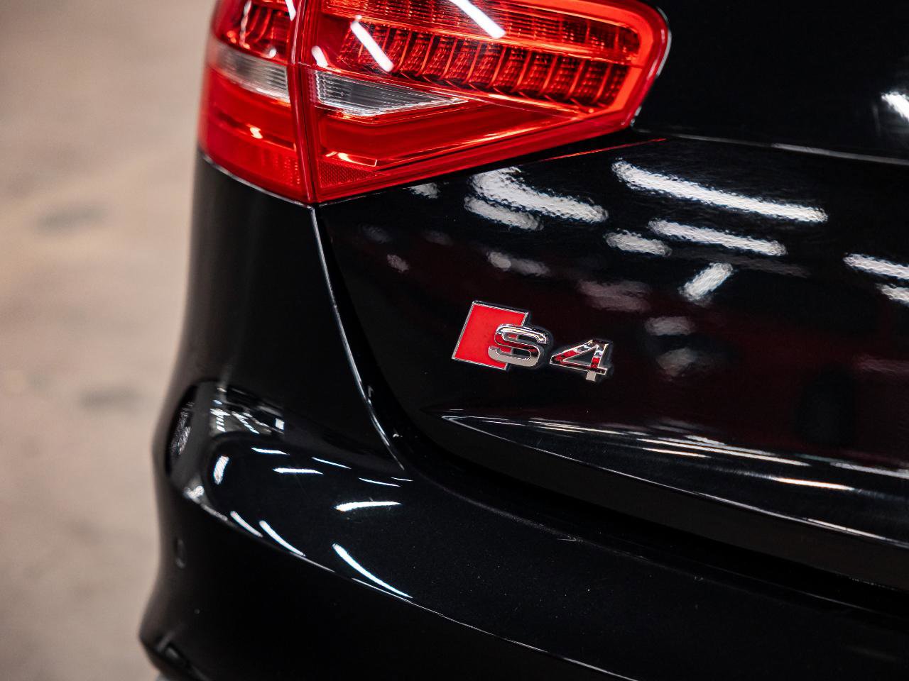 Used 2014 Audi S4 Premium Plus image 32