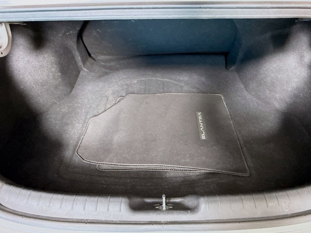 Certified 2021 Hyundai Elantra SEL FWD image 27