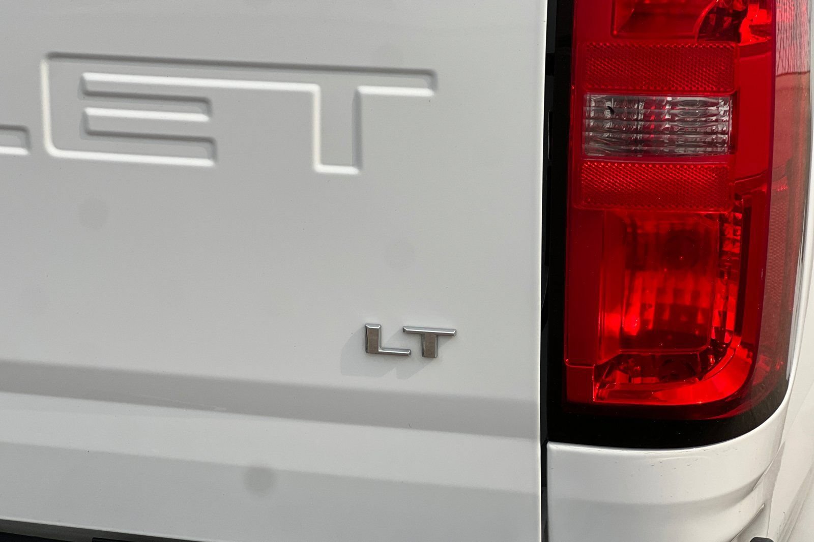 Used 2022 Chevrolet Colorado LT w/ LT Convenience Package RWD image 21