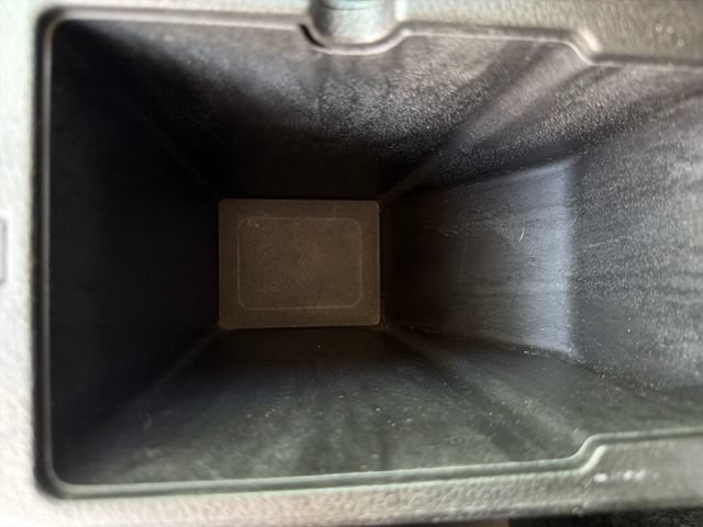 Used 2023 Jeep Renegade Latitude AWD/4WD image 25
