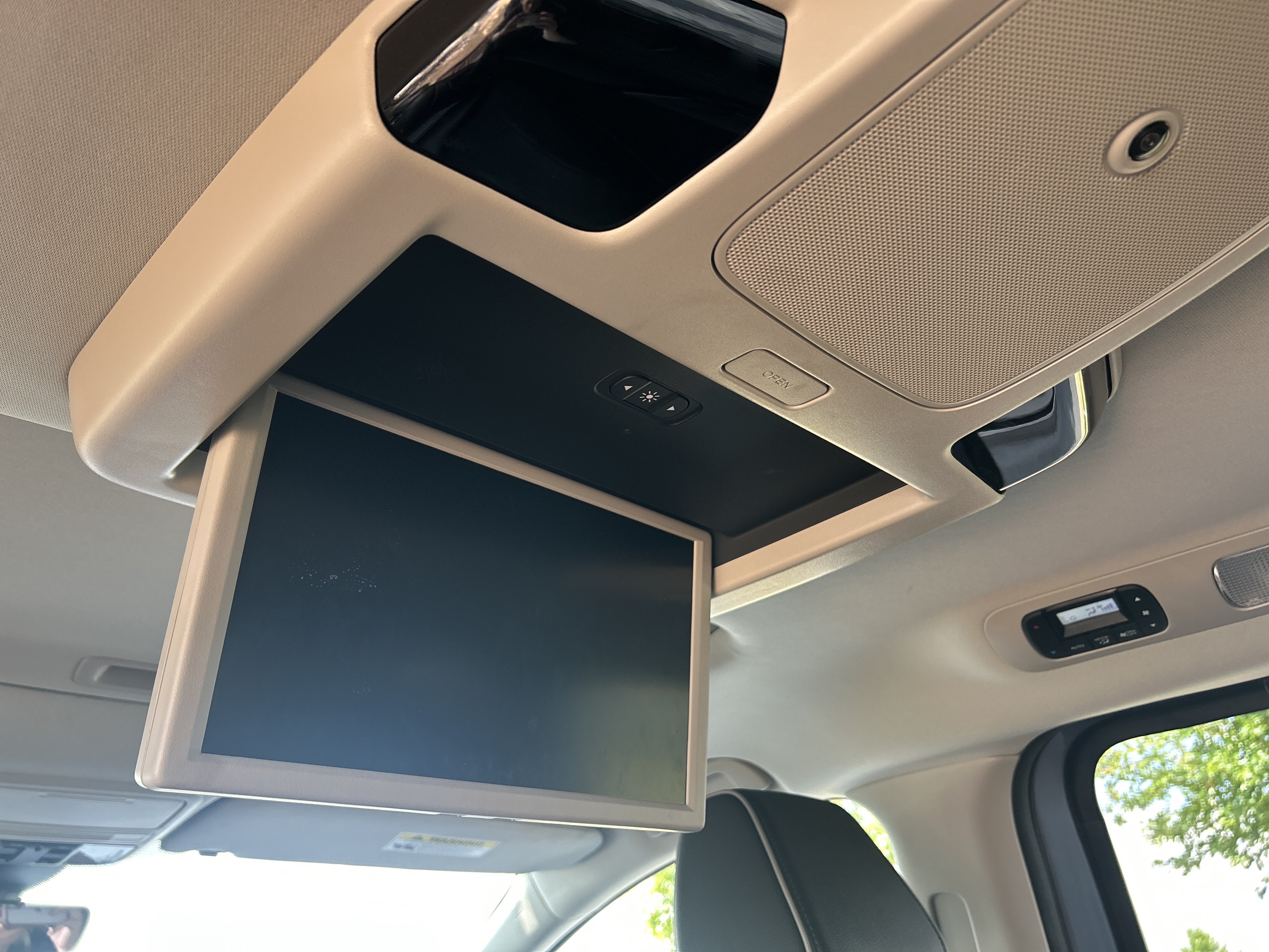 Certified 2025 Honda Odyssey Elite image 28