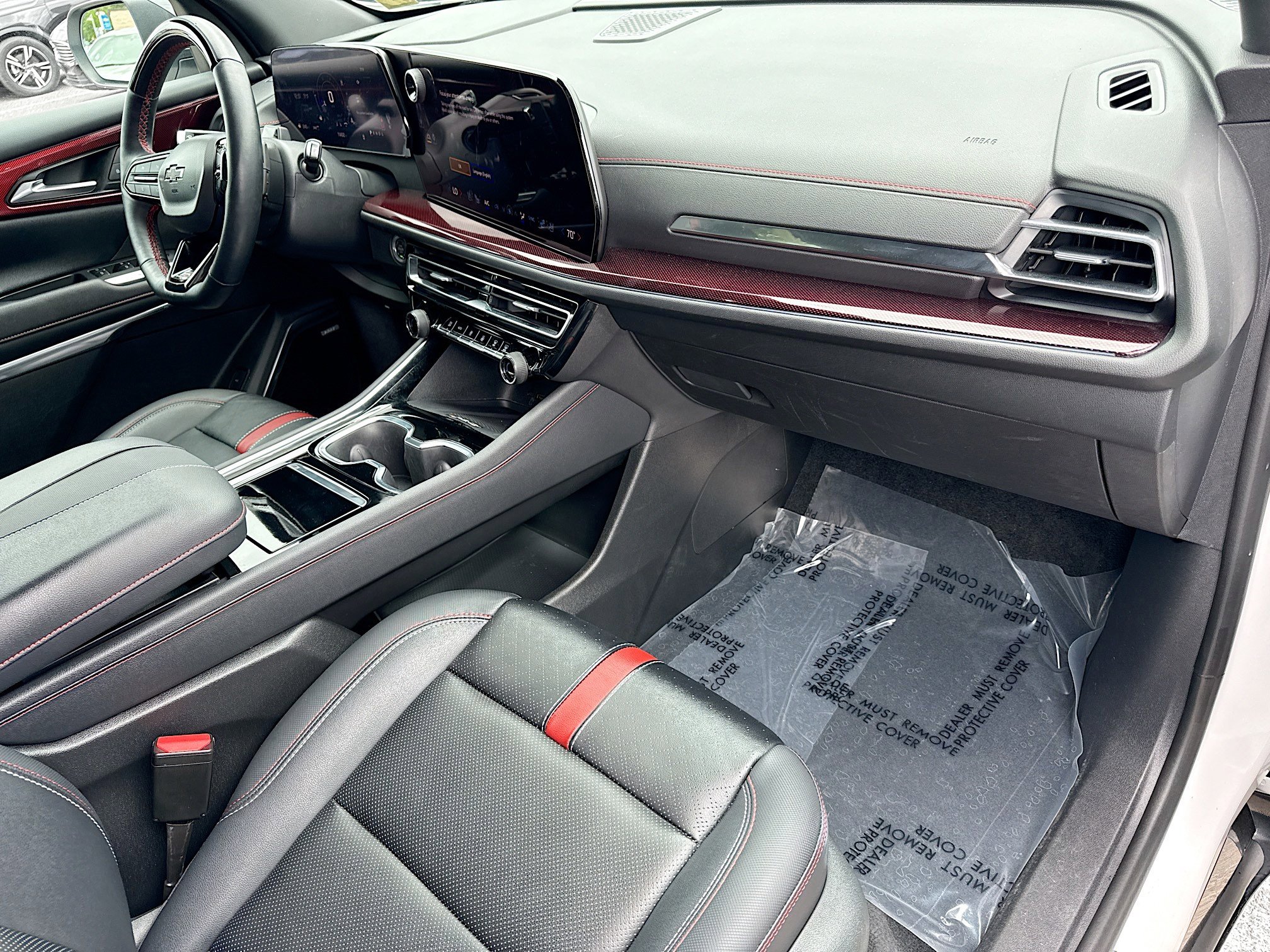 Used 2024 Chevrolet Traverse RS w/ LPO, Floor Liner Package image 15