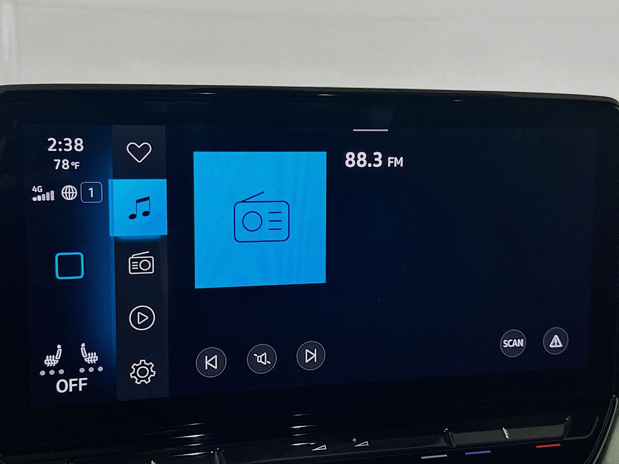 Used 2023 Volkswagen ID.4 Pro S Plus AWD/4WD image 21