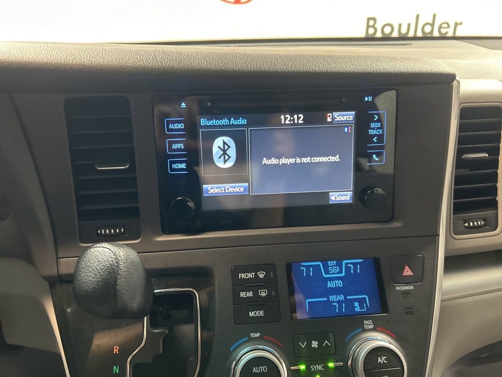 Used 2017 Toyota Sienna LE image 33