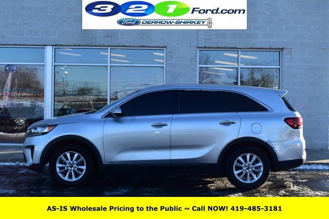 Used 2019 Kia Sorento LX image 2