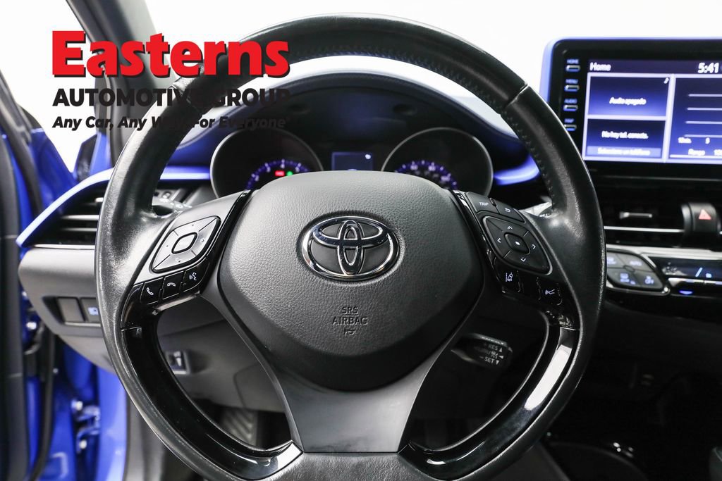 Used 2021 Toyota C-HR XLE image 10